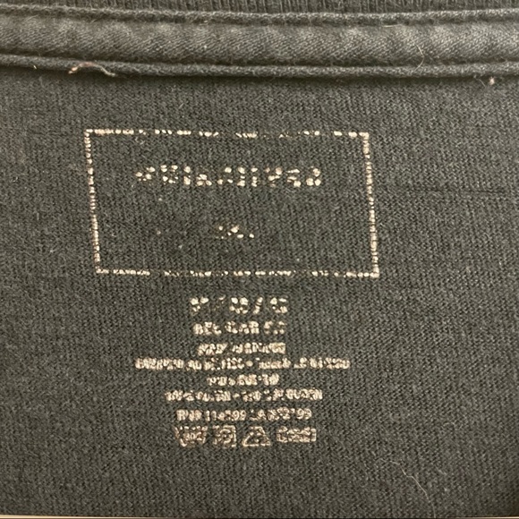 Unisex QuickSilver Black T-Shirt with graphics Size M - Picture 4 of 4